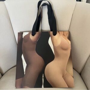 SKIMS Shopping Bag Kim Kardashian Gift Bag Lux 10x10x5 ReusableTote Paper Bag